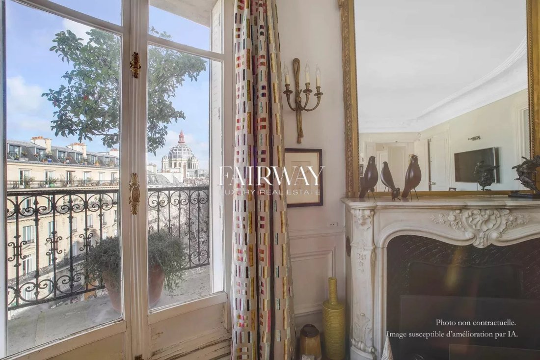 Apartment in Elysées-Madeleine, Paris 8e Arrondissement, Paris 2 - 18438118