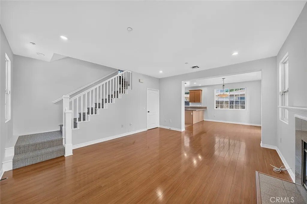 Condo in San Gabriel, California, United States 4 - 18439925