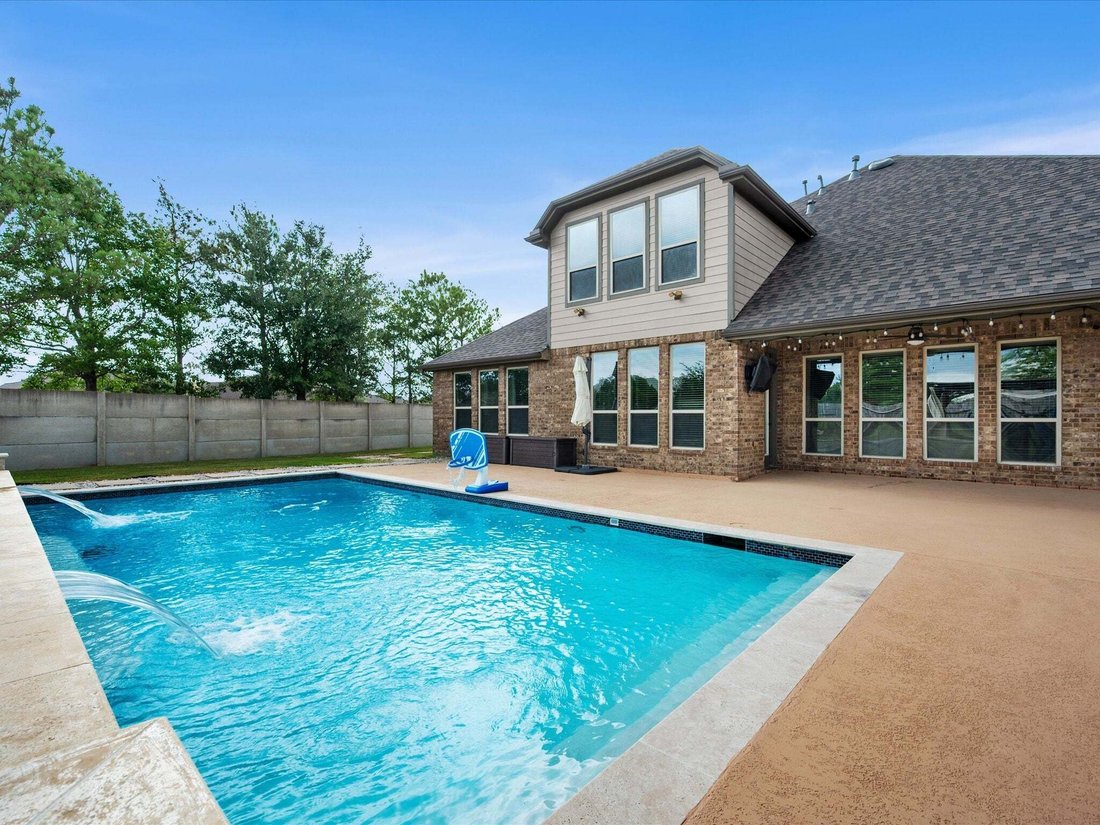 House in Tomball, Texas, United States 3 - 18438595