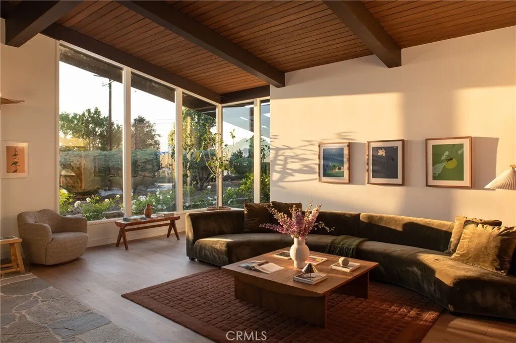Condo in Covina, California, United States 5 - 18443047