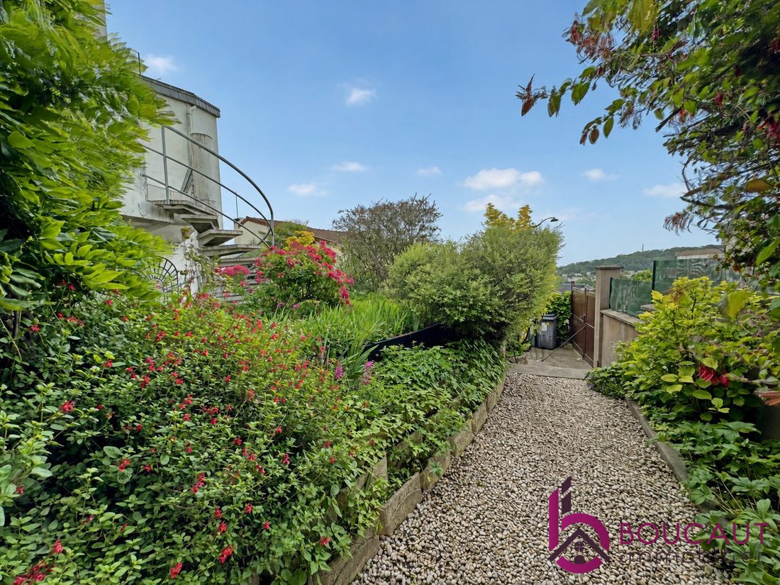 Villa in Wallon, Le Plessis-Robinson, France 5 - 18441734