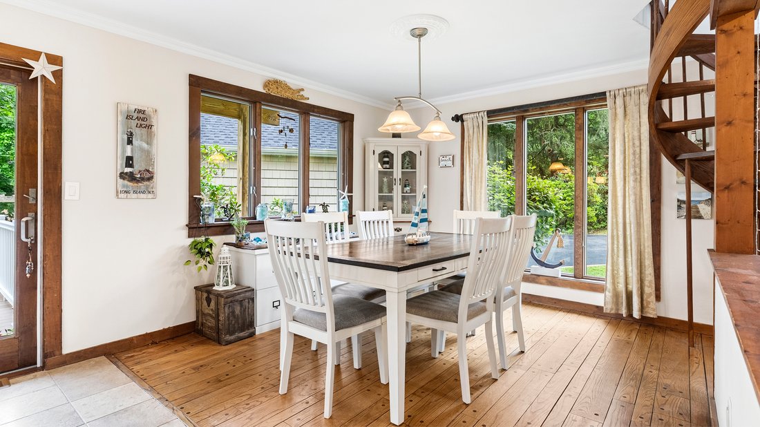 House in Northport, New York, United States 5 - 18396851