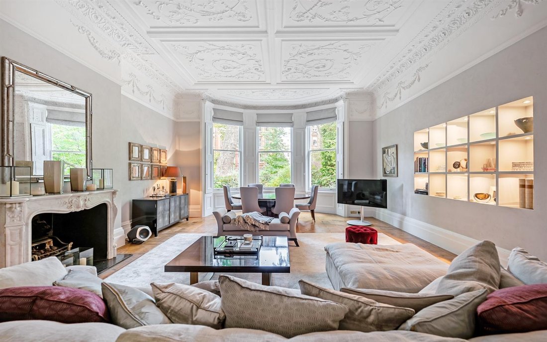 Apartment in Earls Court, Kensington And Chelsea, England 2 - 18436348