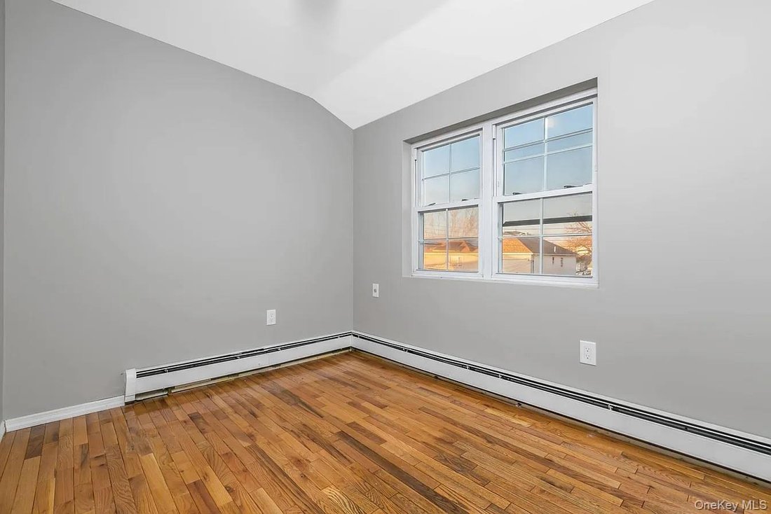 House in New York, New York, United States 4 - 18436150