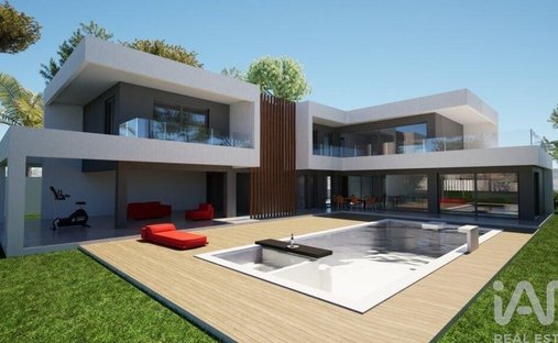 Townhouse in Fernao Ferro, Setubal, Portugal 1