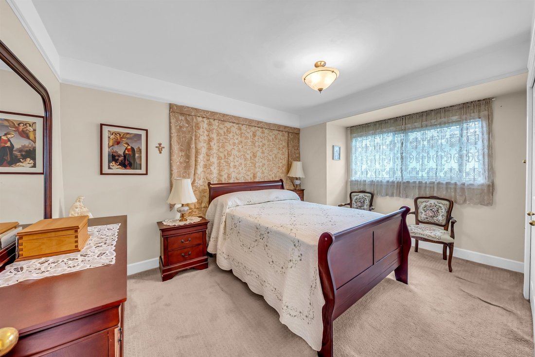House in Vancouver, British Columbia, Canada 5 - 18441628