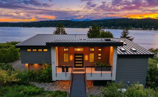 House in Bainbridge Island, Washington, United States 1