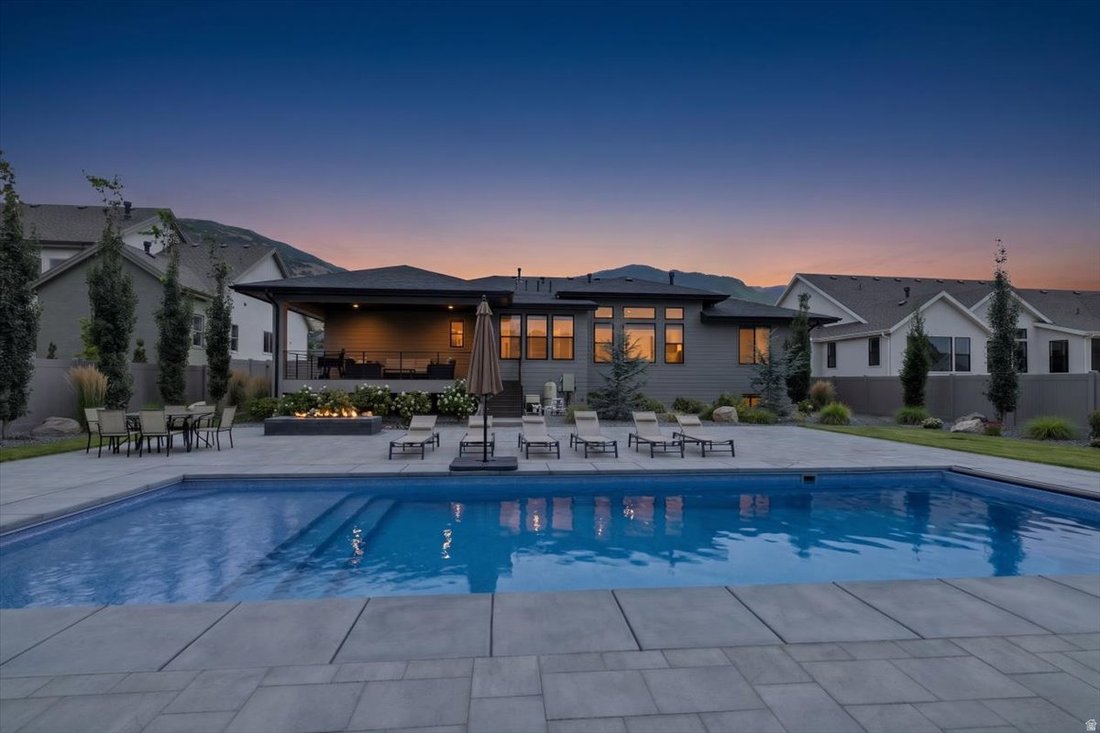 House in Farmington, Utah, United States 2 - 18439327