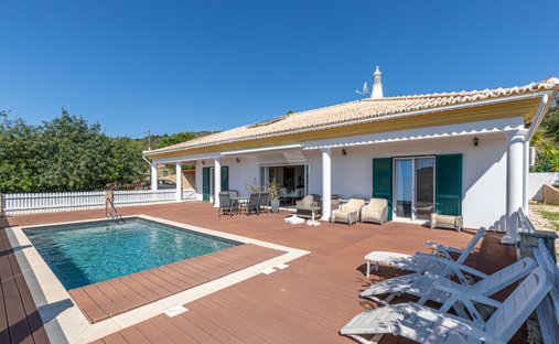 Villa in Loule (Sao Clemente), Algarve, Portugal 1