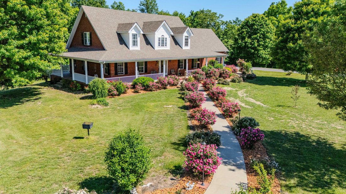 House in Columbia, Kentucky, United States 2 - 18438835