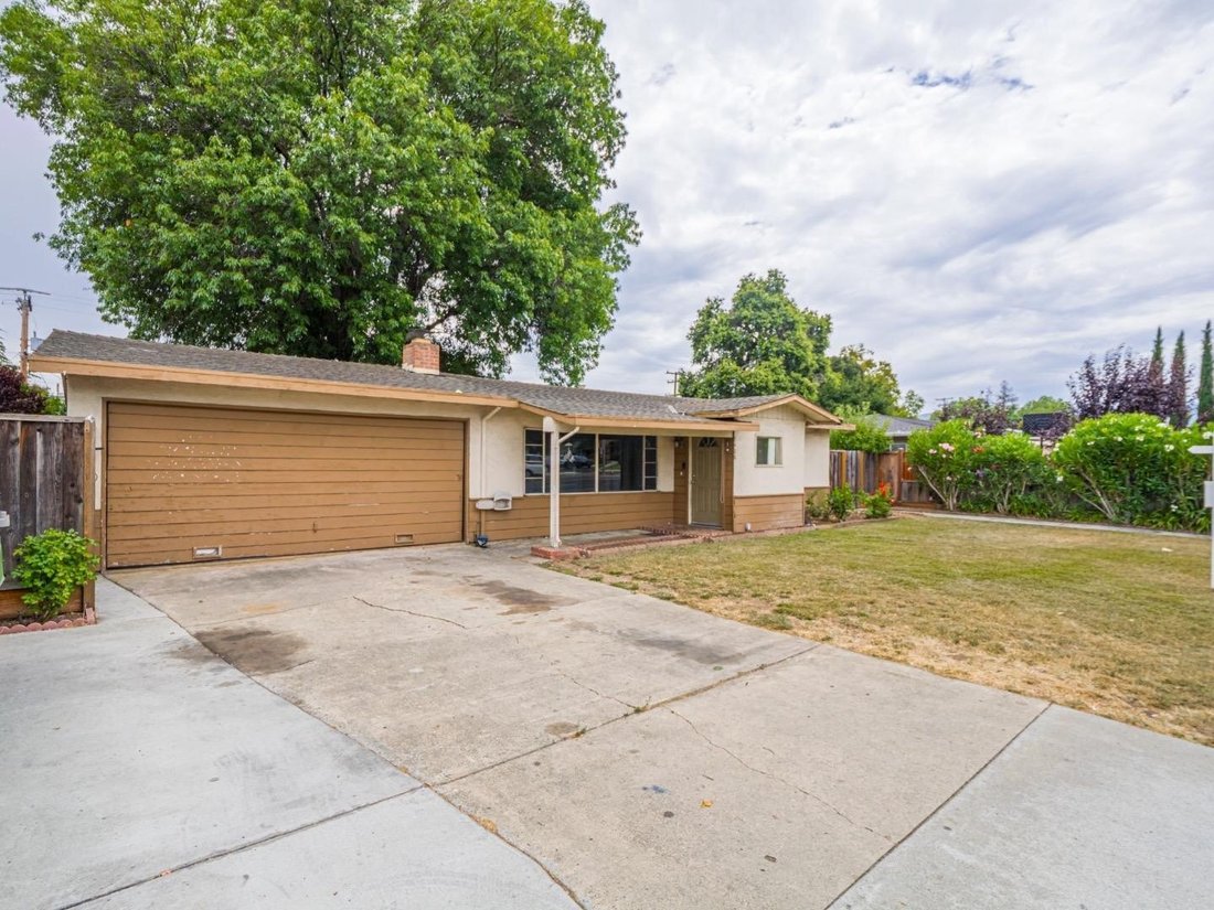 House in Saratoga, California, United States 3 - 18441563
