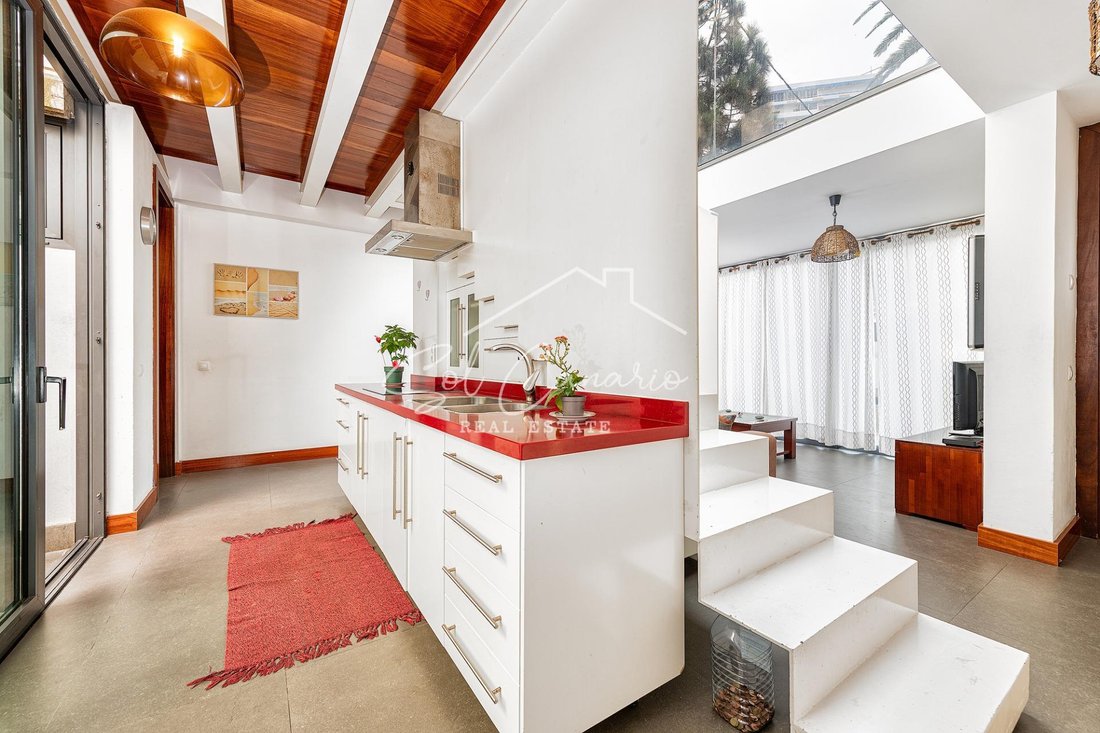 Villa in Las Palmas de Gran Canaria, Canary Islands, Spain 4 - 18439365
