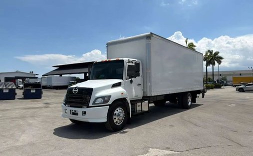 2019 Hino 268 268A in Miami, FL, United States 1