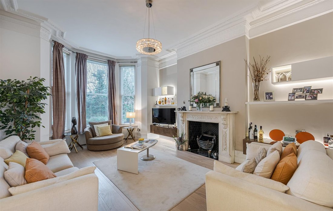 Apartment in Belsize Park, Camden, England 2 - 18436365