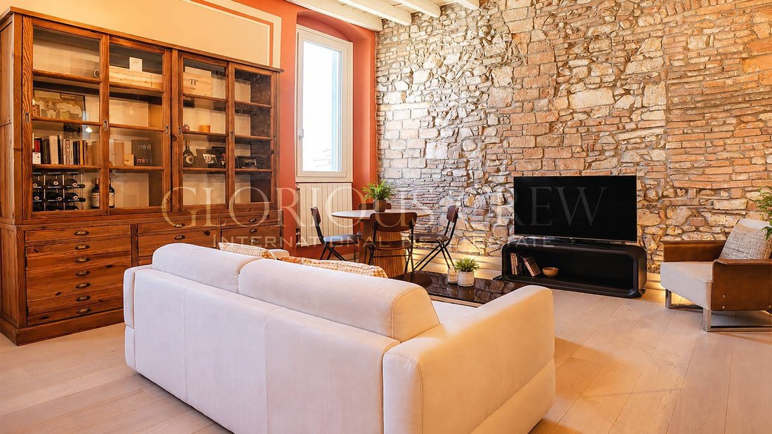 Apartment in Historic Center, Brescia, Lombardy 3 - 18441485