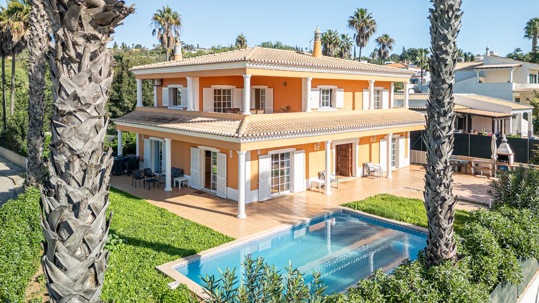 Villa in Almancil, Algarve, Portugal 1 - 18435960