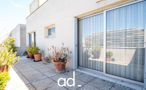 Apartment in Port Neuf, La Rochelle, France 1