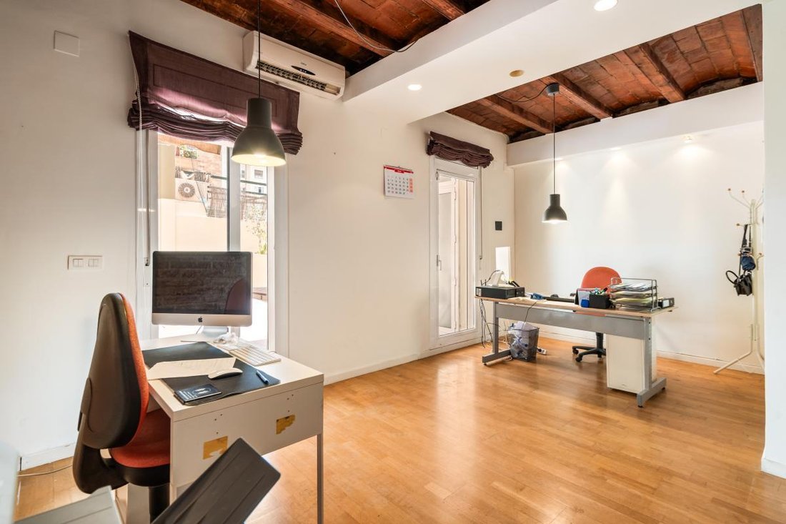 Apartment in Eixample, Barcelona, Spain 3 - 18437879
