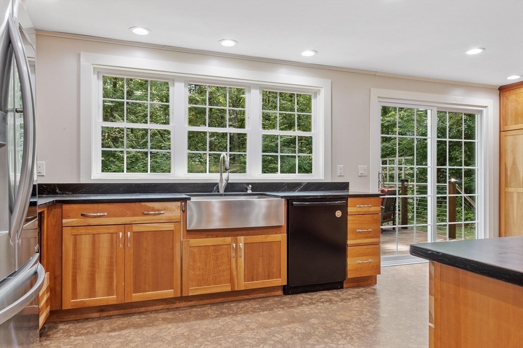 House in Bolton, Massachusetts, United States 5 - 18440418