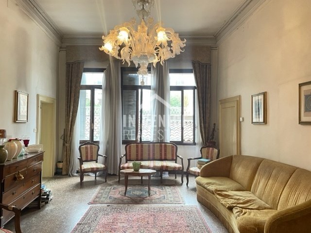 Apartment in San Marco, Venice, Italy 2 - 18435472