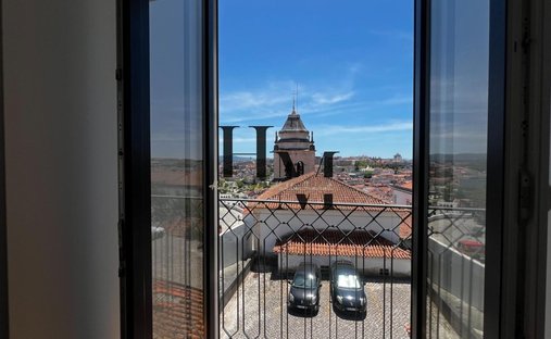 Apartment in Leiria, Pousos, Barreira e Cortes, Leiria District, Portugal 1
