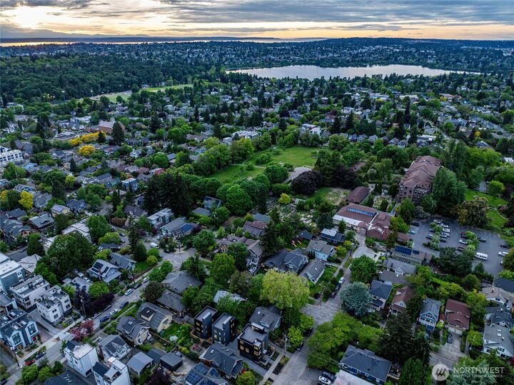 House in Seattle, Washington, United States 5 - 18441920