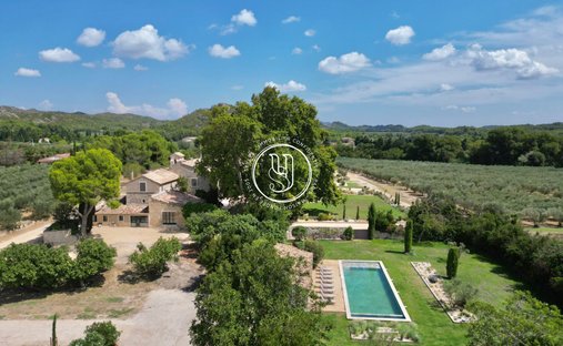 Villa in Saint-Rémy-de-Provence, Provence-Alpes-Côte d'Azur, France 1