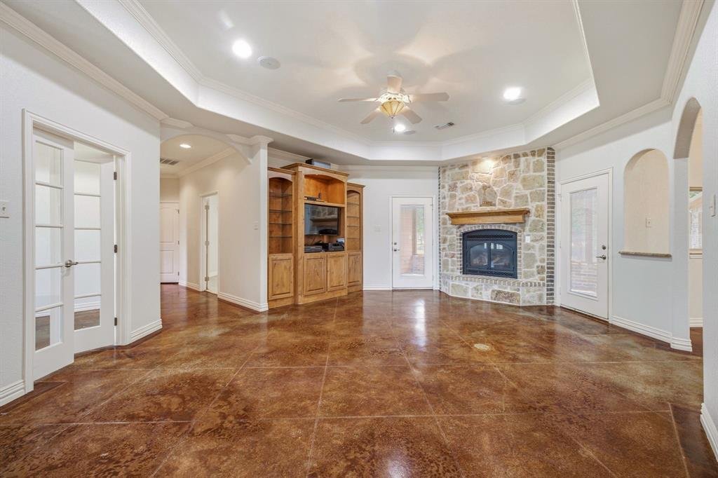House in Granbury, Texas, United States 5 - 18440704