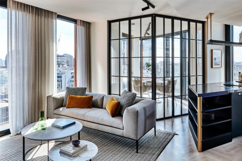 Apartment in EC2, Islington, England 1 - 18436414