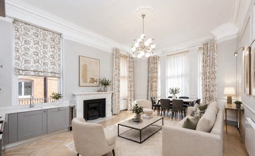 Apartment in Knightsbridge, Kensington And Chelsea, England 1