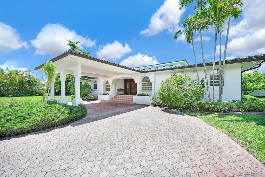 House in Miami, Florida, United States 4 - 18437557