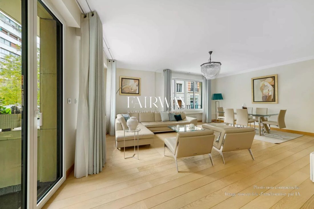 Apartment in Muette Nord, Paris 16e Arrondissement, Paris 5 - 18027261