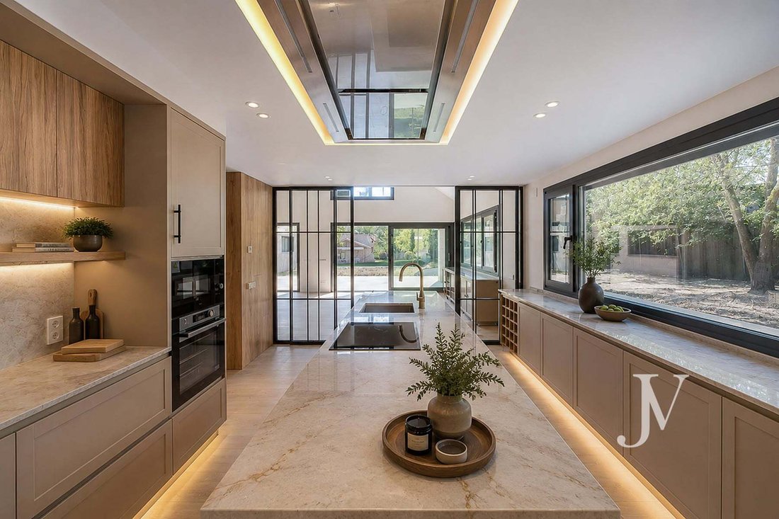 Villa in Somosaguas, Pozuelo de Alarcón, Autonome Gemeinschaft Madrid 5 - 18437934