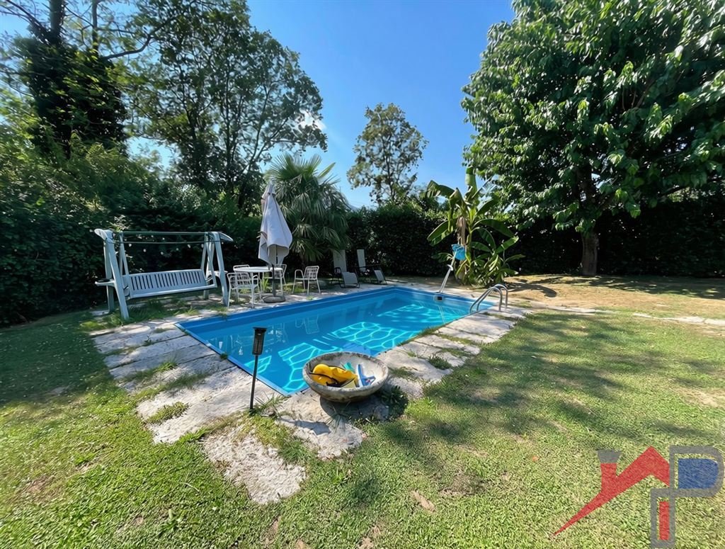 Villa in Villa d'Adda, Lombardy, Italy 2 - 18438946