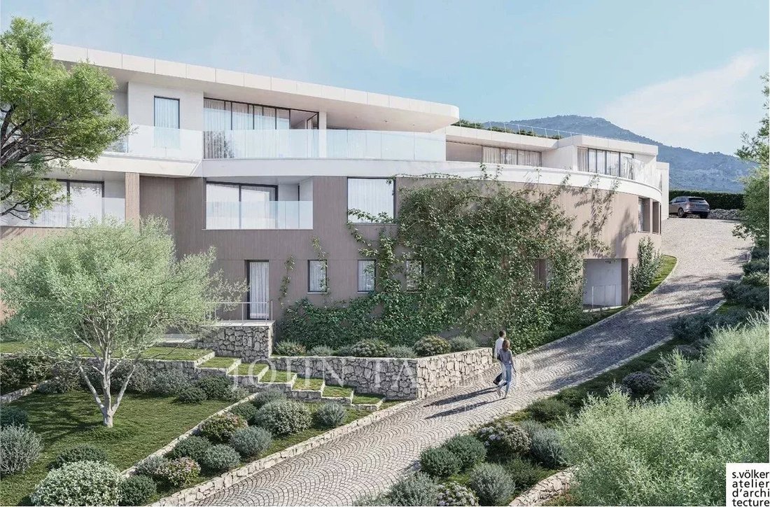 Estate in Èze, Provence-Alpes-Côte d'Azur, France 1 - 18437830