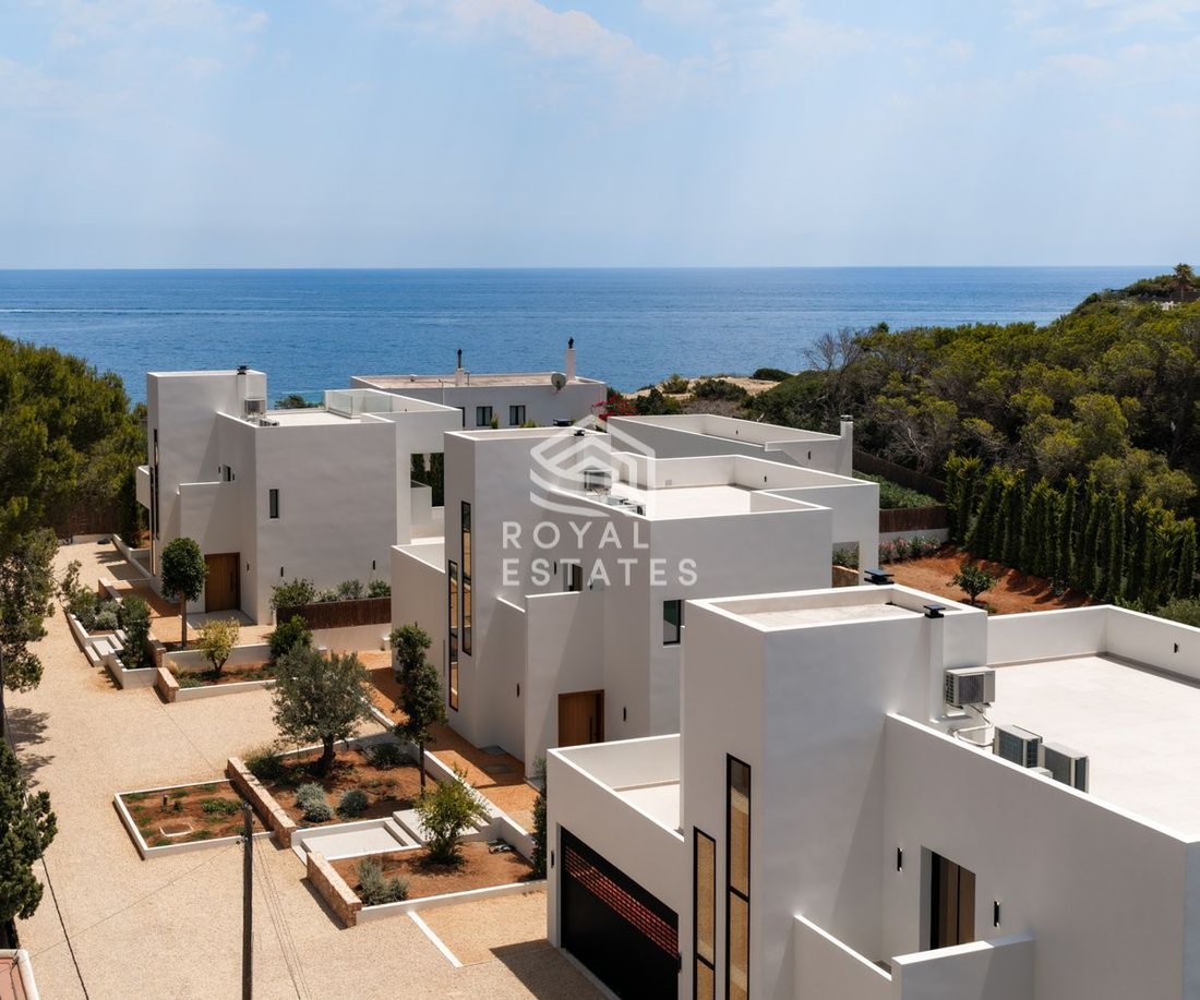 Villa in Santa Eularia des Riu, Balearic Islands, Spain 2 - 17747169