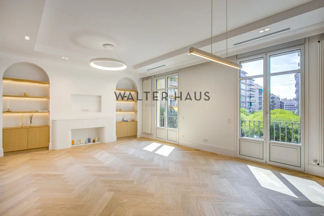 Apartment in Eixample, Barcelona, Spain 1 - 16697573