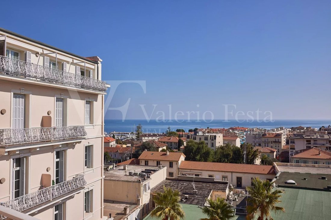 Apartment in Beaulieu-sur-Mer, Provence-Alpes-Côte d'Azur, France 2 - 18436063