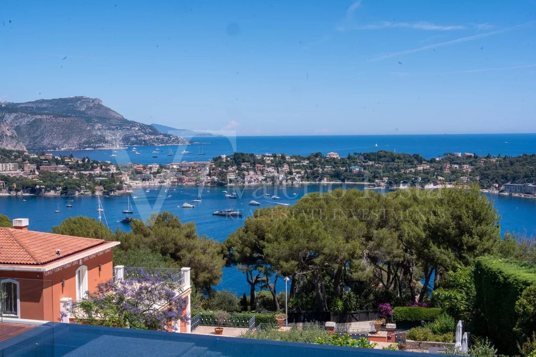 Villa in Mont Boron, Nice, Provence-Alpes-Côte d'Azur 2 - 18436037