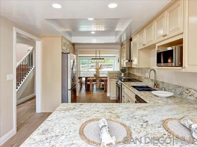 Townhouse in Encinitas, California, United States 1 - 18437198