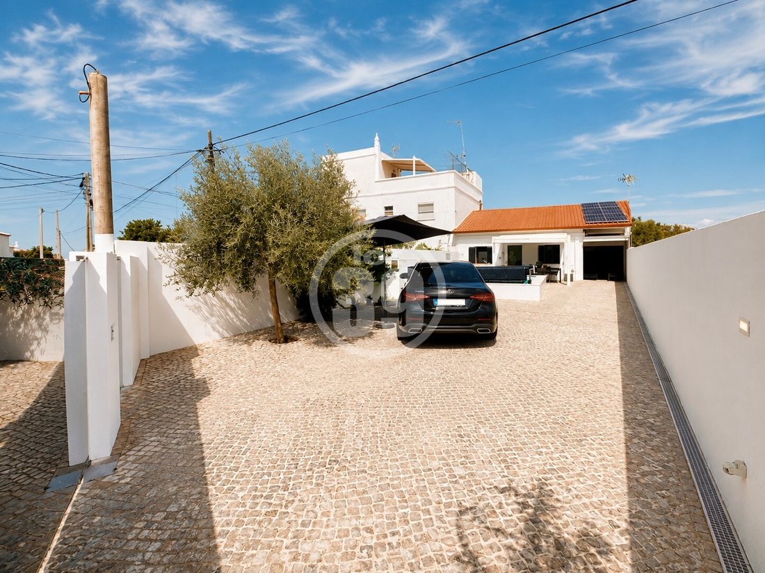Casa a Faro (Se e Sao Pedro), Algarve, Portogallo 4 - 18441194