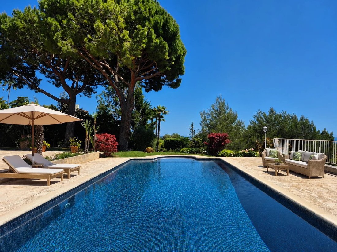 Villa in Saint-Paul-de-Vence, Provence-Alpes-Côte d'Azur, France 3 - 18437211