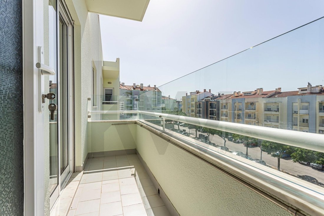Apartment in Montijo e Afonsoeiro, Setubal, Portugal 1 - 18434799
