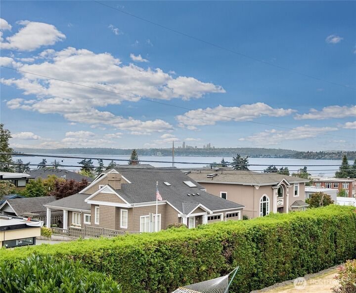 House in Kirkland, Washington, United States 1 - 18441898