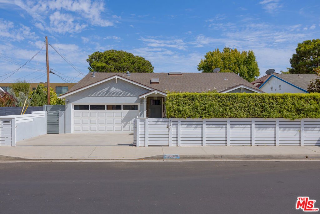 House in Los Angeles, California, United States 2 - 18423406