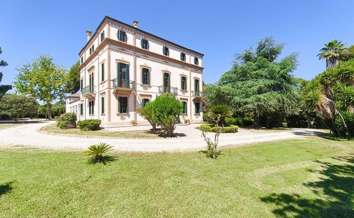 Haus in Porto San Giorgio, Marken, Italien 1