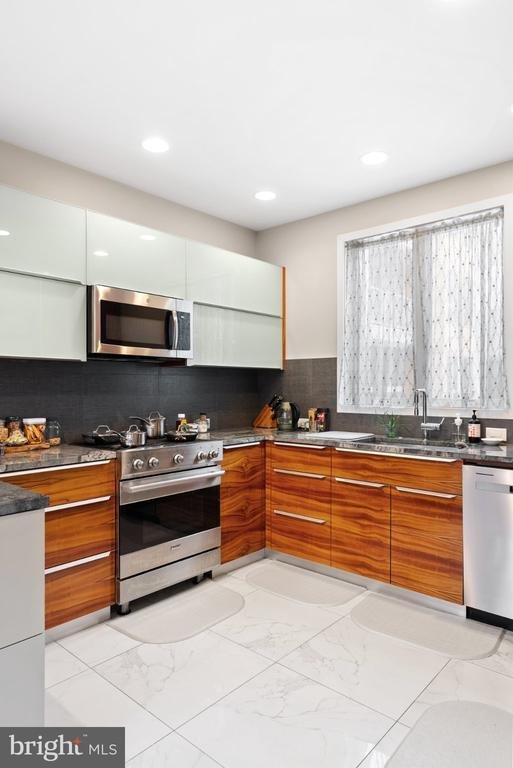 Townhouse in Philadelphia, Pennsylvania, United States 5 - 18440363