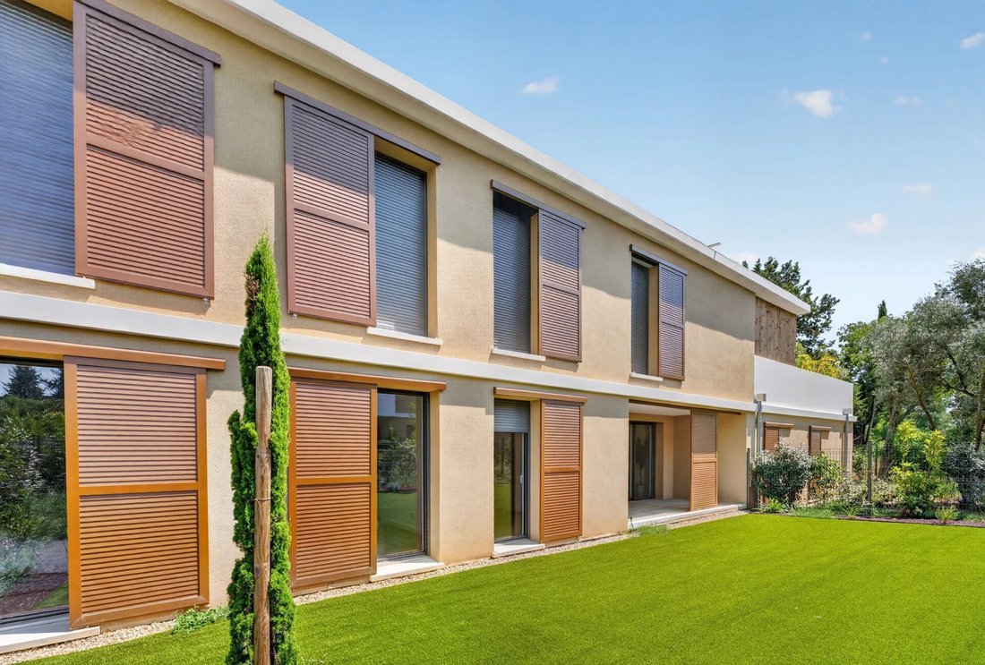 Apartment in Mazenod-Bellevue-Saint Donat-Banon, Aix-en-Provence, France 1 - 18275353