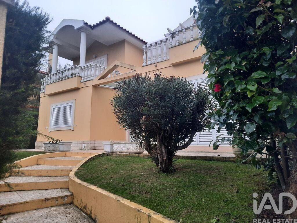 Townhouse in Cascais e Estoril, Lisbon, Portugal 1 - 18434845