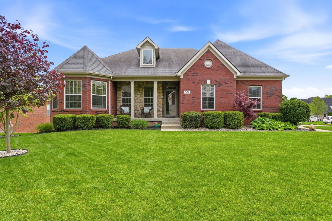 House in Watterson Park, Kentucky, United States 2 - 18435646